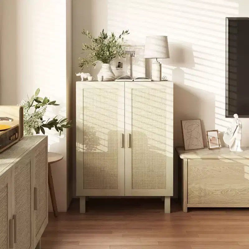 HOMCOM Buffet Cabinet, Storage Cabinet, Sideboard Floor Accent Cabinet with Rattan Doors and Adjustable Shelves for Living Room, Natural